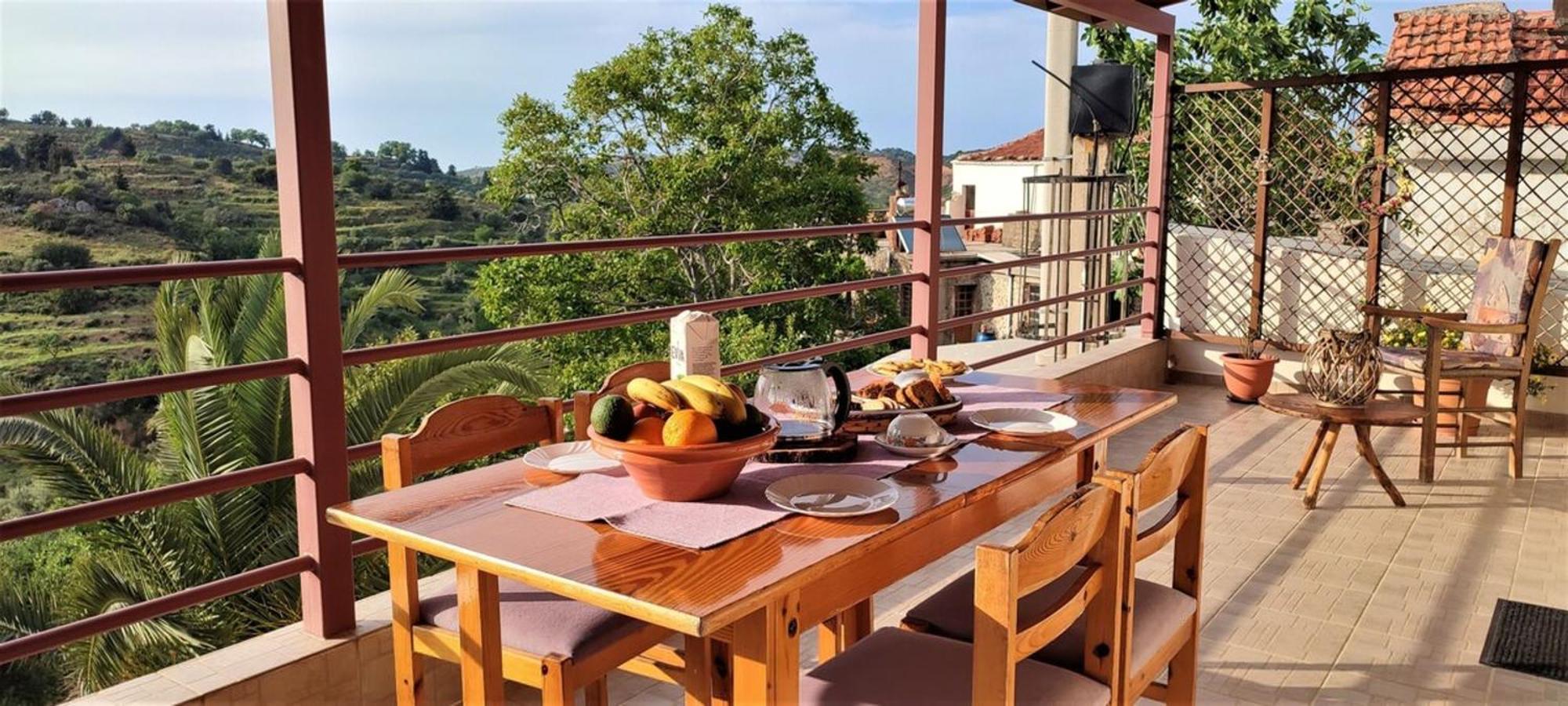 Aoria Traditional House With Stuning Mountain View Loulos Ngoại thất bức ảnh