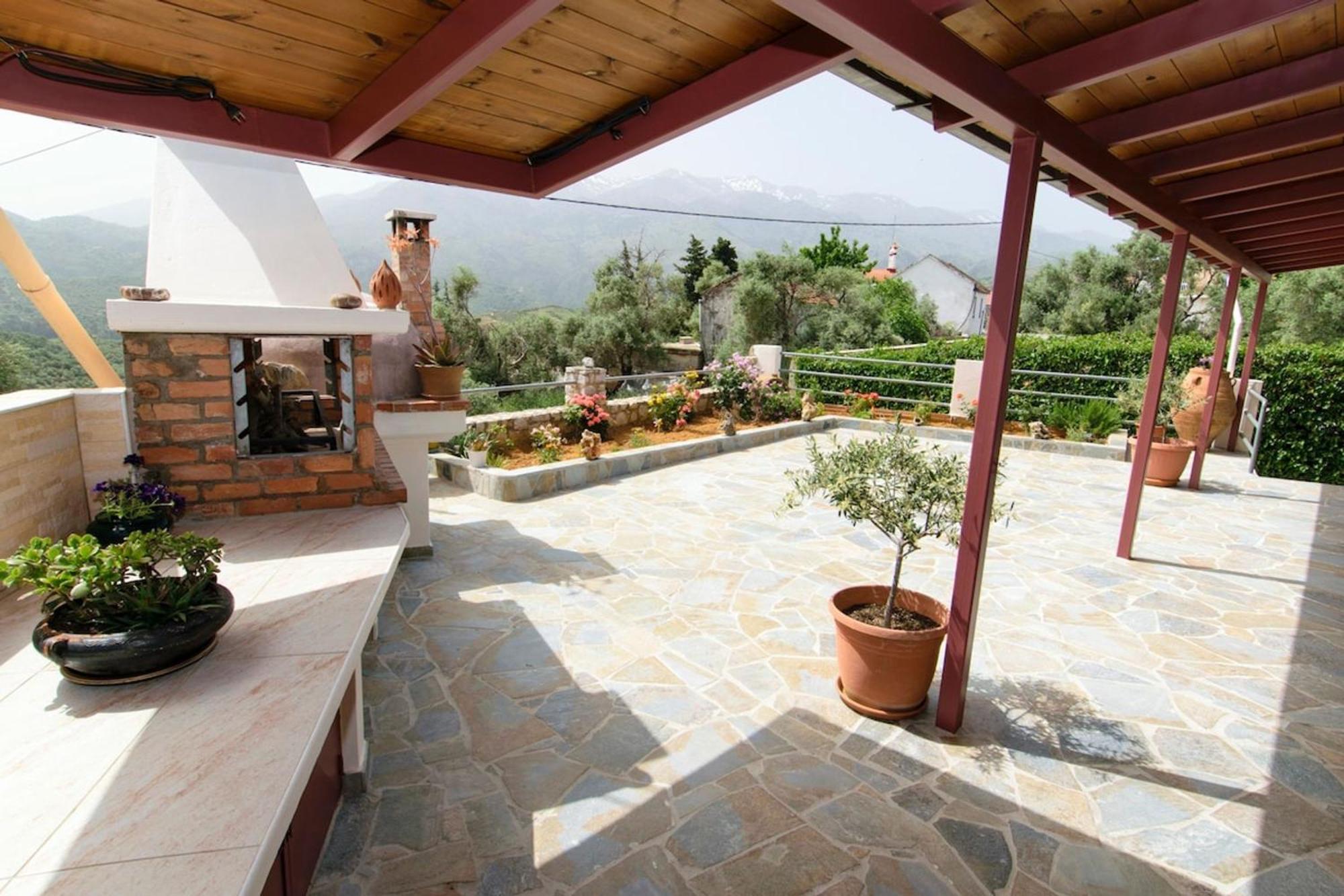 Aoria Traditional House With Stuning Mountain View Loulos Ngoại thất bức ảnh